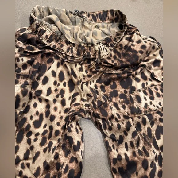 Dolce & Gabbana Animal Print Wide-Leg Pants - Picture 6 of 6